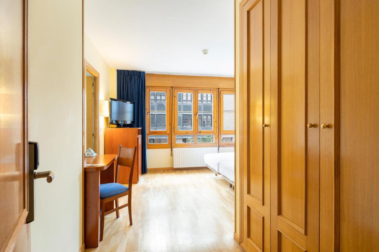Hostal Alda Rio Duero Soria Luaran gambar